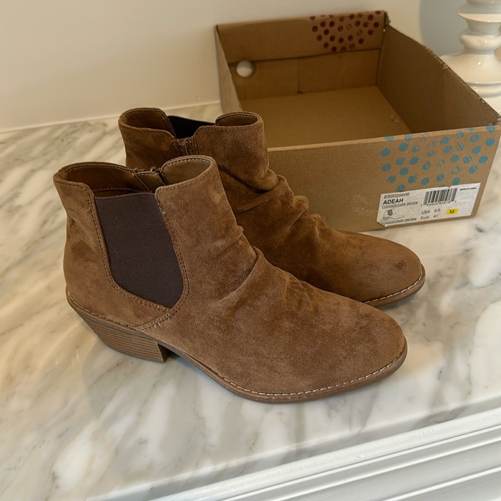 Euro soft new Adeah luggage / dark brown boots